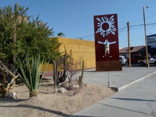 Paseo por Mexico Museo Regional de Antropología e Historia de Baja California Sur en La Paz