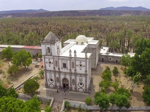 Paseo por Mexico Misión de San Ignacio de Kadá-Kaamán en Mulegé
