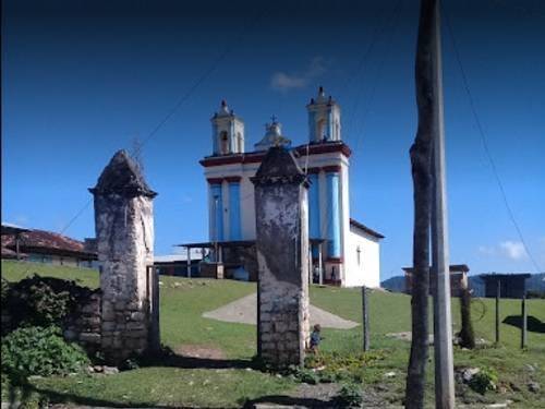 Paseo por Mexico Templo de San Miguel Chiptic en Altamirano