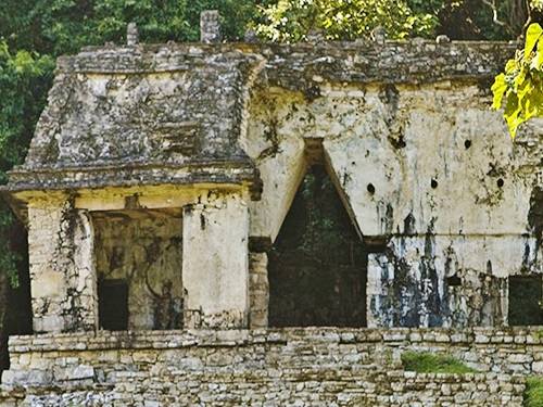 Paseo por Mexico Sitios arqueológicos de  Mukana, Natentsun y Nachoj en Chilón