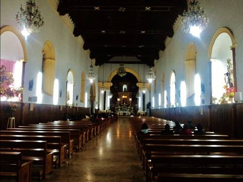 Paseo por Mexico Interior de la Iglesia de Santo Domingo en Comitán de Domínguez