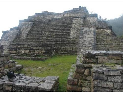 Paseo por Mexico Zona Arqueológica de Chincultik en la La Trinitaria