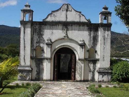 Paseo por Mexico Parador Turístico Museo Santa María en La Trinitaria