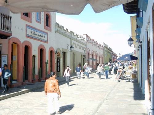 Paseo por Mexico Andador Guadalupano de San Cristóbal de las Casas