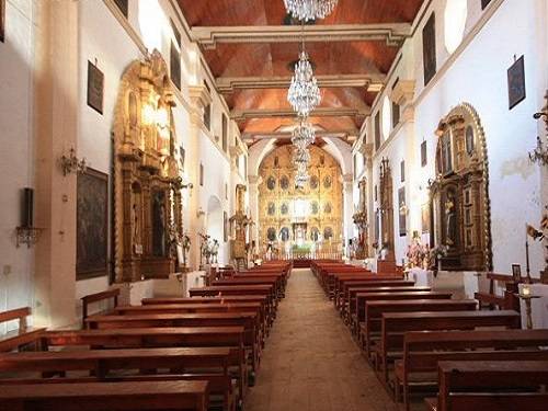 Paseo por Mexico Interior de la Iglesia de San Francisco de San Cristóbal de las Casas