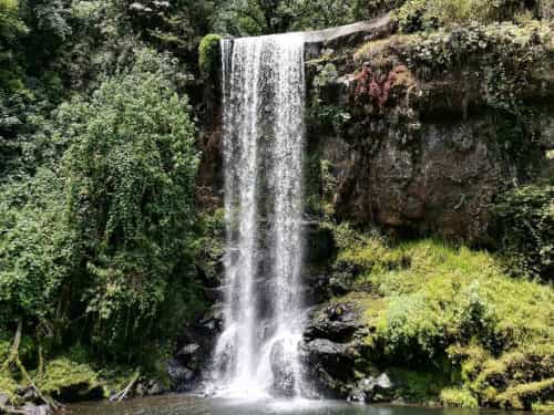 Paseo por Mexico San Francisco waterfall in Acaxochitlán