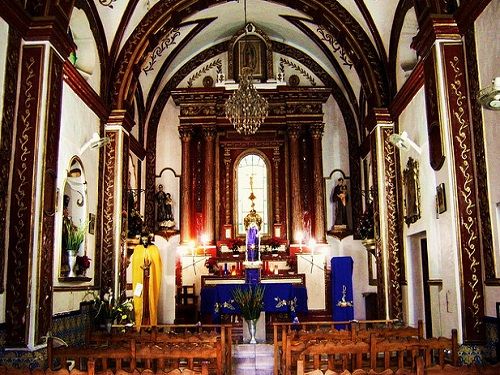 Paseo por México | Interior de Iglesia Jesús de Nazareth en Cuernavaca
