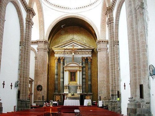 Paseo por Mexico Interior de la Parroquia Nuestra Señora de Guadalupe en Cuernavaca