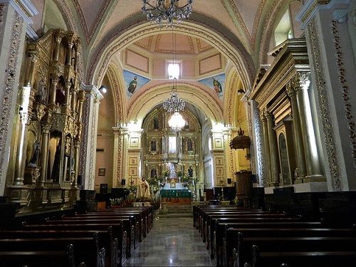 Paseo por Mexico Interior de la Iglesia de San Juan Bautista en Huitzilac