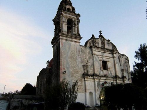 Paseo por Mexico Iglesia de Santa Lucia en Jonacatepec