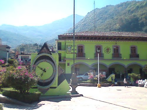 Paseo por México | Iglesia de San Juan Bautista en Ahuacatlán