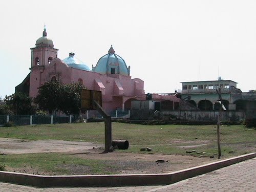 Paseo por Mexico Iglesia San Lucas en Atzitzihuacan