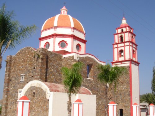 Paseo por Mexico Templo parroquial en honor a San Bartolomé en Cohuecán