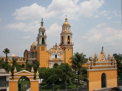 Paseo por Mexico Templo de San Juan Bautista en Cuautlancingo