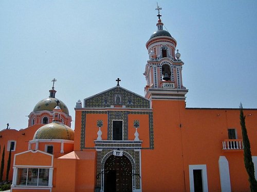 Paseo por Mexico Iglesia parroquial dedicada a Santa Clara Ocoyucan