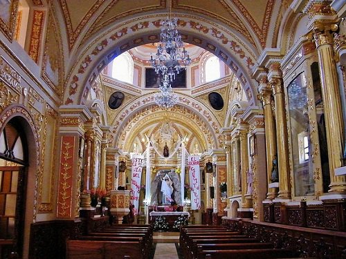 Paseo por Mexico Interior de Iglesia parroquial dedicada a Santa Clara Ocoyucan