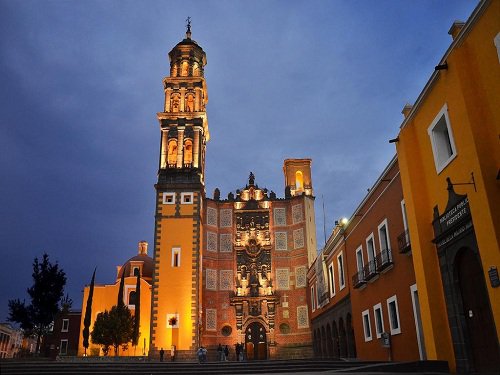 Paseo por Mexico El Templo y Ex convento San Francisco en Puebla