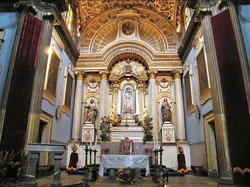 Paseo por Mexico Interior de Templo de San Cristóbal en Puebla