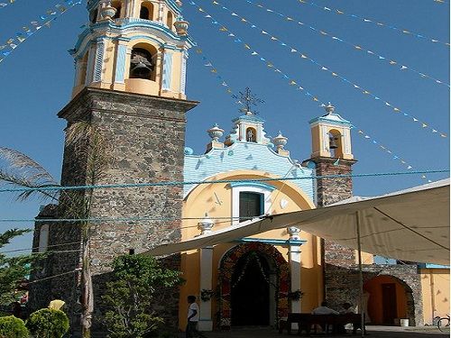 Paseo por Mexico Iglesia de Santiago Cuayantla en San Andrés Cholula