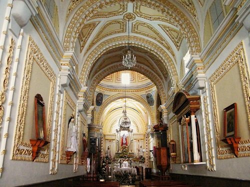 Paseo por Mexico Interior de la Parroquia de Santo Tomás Hueyotlipan 