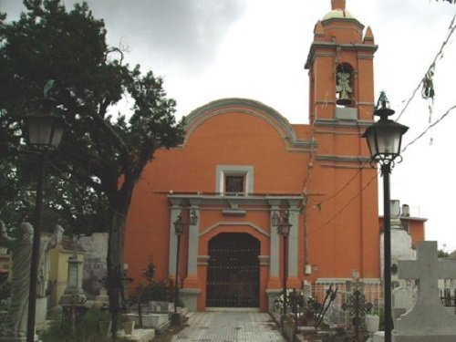 Paseo por Mexico Iglesia de Santa Cruz Temilco en Tepeaca