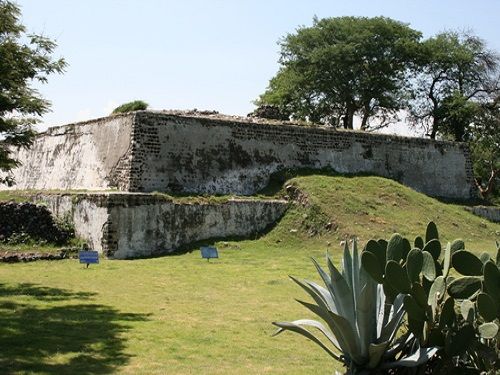 Paseo por Mexico Pirámide de Tepapayeca en Tlapanalá