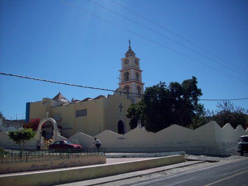 Paseo por Mexico Templo parroquial en advocación de la Virgen de Ocotlán en Xayacatlán de Bravo