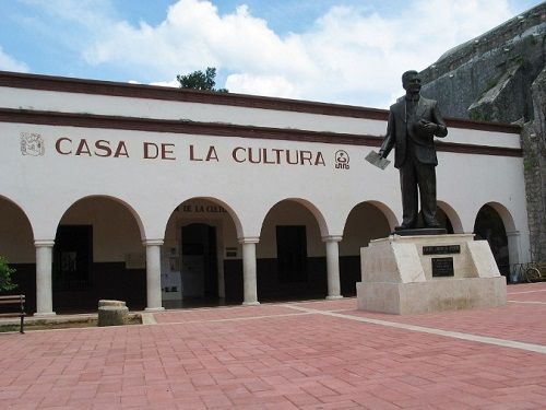 Paseo por Mexico Casa de la Cultura en Felipe Carrillo Puerto