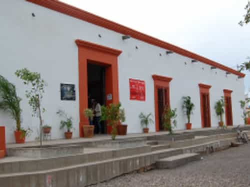 Paseo por Mexico Casa de Cultura María Félix Güereña en Álamos