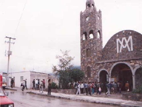 Paseo por Mexico Parroquia de Nuestra Señora de Ocotlán en Lázaro Cárdenas