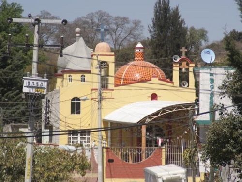 Paseo por Mexico Templo de Padre Jesús en Panotla