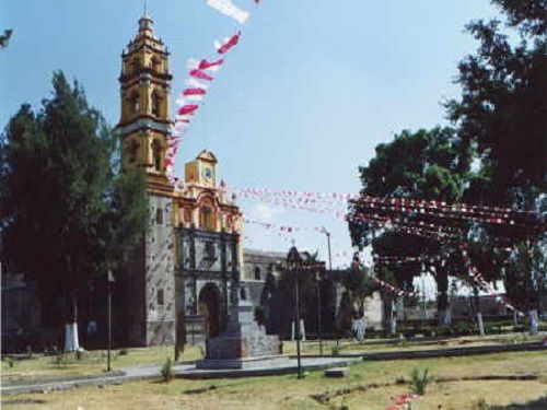 Paseo por Mexico Parroquia de La Santa Cruz Tlaxcala