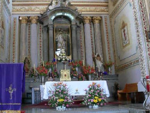 Paseo por Mexico Interior de la Parroquia Iglesia de San Juan Bautista en Totolac