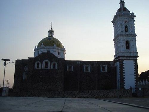 Paseo por Mexico Parroquia de San Dionisio en Yauhquemehcan